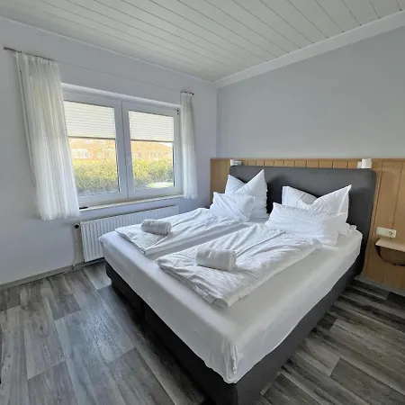 Deichblick 4 In Norddeich- Urlaub Und Erholung Am *